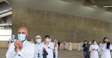 الحجاج يستعدون لإنهاء المناسك بأداء طواف الوداع