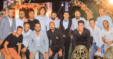 شكرى نجيب لاعب المقاولون يحتفل بزفافه بحضور عماد النحاس ولاعبى الفريق