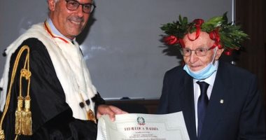 إيطالى يتخرج من الجامعة فى عمر 96 عاما والسبب مصنع بيرة.. صور وفيديو