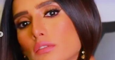 زينة فى أحدث ظهور لها: على قدر الصبر يأتى الجبر.. صور