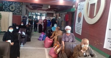 تعافى وخروج 14 حالة كورونا من مستشفى قنا العام