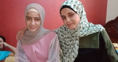 الأولى أدبى بالثانوية العامة: فرحتى لا توصف وكنت أذاكر من 8 لـ10 ساعات يوميا