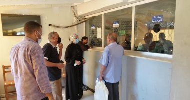 رئيس مدينة سفاجا تتابع العمل بالمركز التكنولوجى ومستوى الخدمات المقدمة المواطنين
