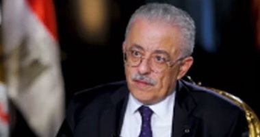 وزير التعليم يهدى أولى المكفوفين منحة خاصة عبر تليفزيون اليوم السابع