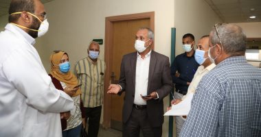تعافي 81 حالة من فيروس كورونا وخروجهم من مستشفى قفط التعليمي بقنا