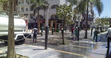حى جنوب الغردقة ينظم حملة غسيل لممشى شيرى السياحى (صور) 