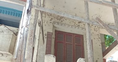 "أحمد" يشكو من منزل آيل للسقوط بشارع شاهين الدقي
