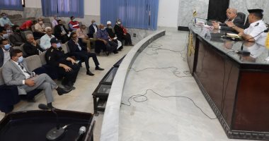 تعرف على استعدادات محافظة سوهاج لإجراء انتخابات مجلس الشيوخ.. صور