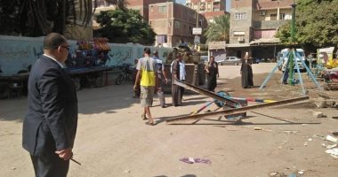 صور.. حملات لرفع الإشغالات وتحسين النظافة والإنارة بحى المعصرة