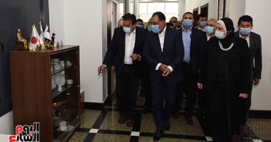 رئيس الوزراء يستهل جولته ببرج العرب الجديدة بزيارة "الجامعة المصرية اليابانية للعلوم والتكنولوجيا".. ويؤكد: تؤهل الطلاب بربط التعليم بسوق العمل.. وزير التعليم العالى: تصميم الجامعة يواكب التكنولوجيا العالمية