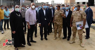رئيس الوزراء يتفقد أعمال مشروع سوق الجملة الجديد للخضر ببرج العرب الجديدة 