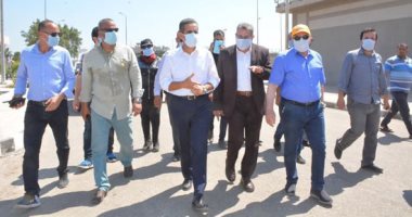محافظ الغربية يتفقد مشروعات محطات مياه الشرب والصرف الصحى والمجمع الصناعى.. صور