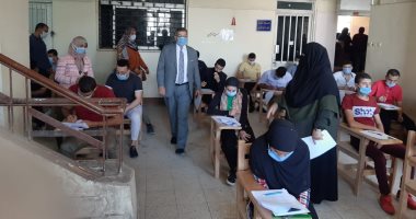نائب رئيس جامعة بنها يتفقد الامتحانات بكلية التربية النوعية والمعهد الفنى للتمريض