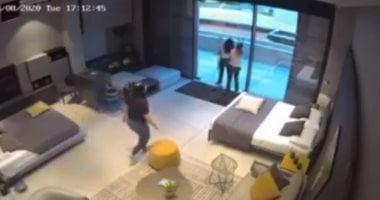 فيديو صادم للحظة إصابة 3 فتيات فى تفجيرات العاصمة اللبنانية بيروت