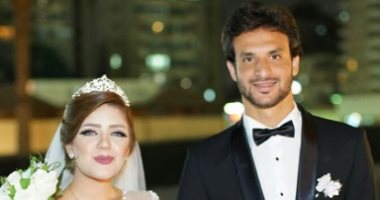 زوجة محمود علاء بعد تجديد اللاعب للزمالك: الأبيض يليق بك 