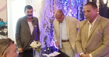 نقيب الزبالين يطالب "نظافة القاهرة" بفتح محطات مناولة بالمقطم