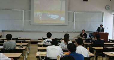 رئيس جامعة هيجاشى لطلاب اليابان: الأهرامات بنيت بسواعد مصرية عظيمة