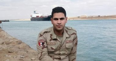 كلنا جيش مصر.. "محمود" من القليوبية يشارك صورته بالزى العسكرى