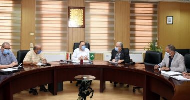 محافظ الشرقية لمسؤلى المياه: لن أقبل بتوقف مشروع قومى ومستعد لتذليل الصعاب