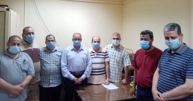 مدير التأمين الصحى بالشرقية يحث العاملين للمشاركة فى انتخابات مجلس الشيوخ