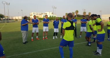 محمد عادل يُطالب لاعبي المقاولون باستعادة الوصافة أمام سموحة 