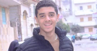 محافظ كفر الشيخ يقدم واجب العزاء لأسرة طالب 99% بالثانوية المتوفى بحادث.. صور