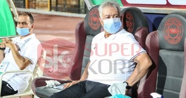 دى أخرة اللى يمسك جيرالدو.. شاهد واسمع وصلة توبيخ من طولان للاعب إنبى