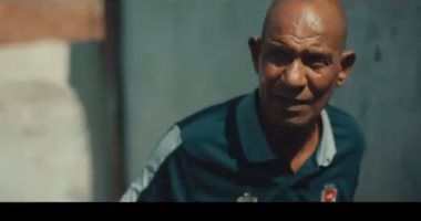 عم حارس فى فيديو تحفيزى للأهلى: مش محتاجين نسجل أهداف وليس شعارات