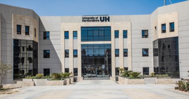 رئيس جامعة هيرتفوردشاير بالعاصمة الادارية: طريقة التدريس والشهادة بريطانية