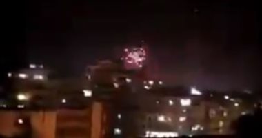 إطلاق نار فى لبنان فرحا باستقالة الحكومة.. وانقسام على تويتر بسبب حسان دياب.. فيديو