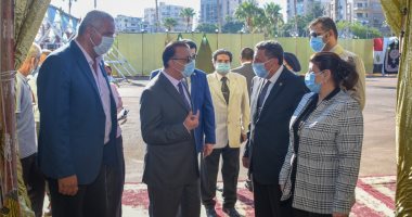 محافظ الإسكندرية يتفقد اللجان الانتخابية قبل بدء انتخابات مجلس الشيوخ غدا