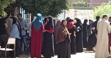صور.. السيدات يتصدرن المشهد فى انتخابات مجلس الشيوخ ببنى سويف