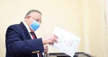 وكيل البرلمان يدلى بصوته ويؤكد: مجلس الشيوخ سيثرى الحياة النيابية 