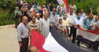 صور.. مسيرات للعاملين بالمديريات الخدمية بالشرقية للدعوة للمشاركة بانتخابات الشيوخ