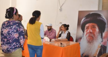 كنيسة العذراء مريم بإسنا تخصص غرفة لتسهيل عملية الانتخاب على الناخبين