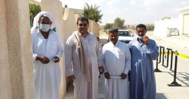 الزى البدوى المميز.. أهالى مرسى مطروح يشاركون فى انتخابات مجلس الشيوخ