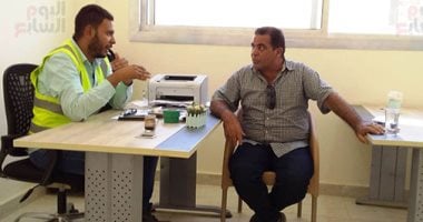 صور.. رئيس مدينة الزينية يتفقد لجان انتخابات مجلس الشيوخ والمشروعات القومية