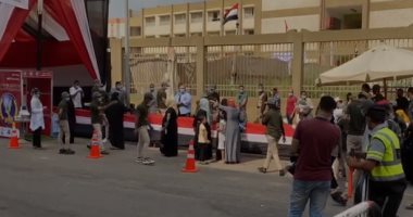 صور.. إقبال كبير من الناخبين بالأسمرات للمشاركة فى انتخابات الشيوخ