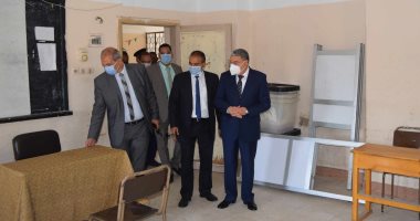 محافظ المنيا يتفقد اللجان الانتخابات لمجلس الشيوخ ويدعو المواطنين للمشاركة