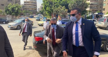 وزير القوى العاملة يدلى بصوته فى انتخابات مجلس الشيوخ بدائرة مدينة نصر.. صور