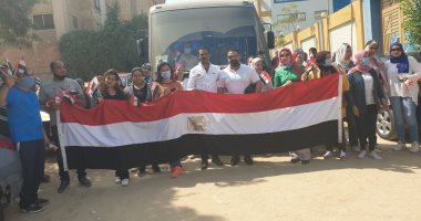 الشباب يتصدرون المشهد بمحيط لجان انتخابات الشيوخ بحدائق الأهرام بالجيزة