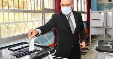 وزير الإسكان: المشاركة فى الانتخابات واجب والمجالس النيابية تعبر عن المواطن