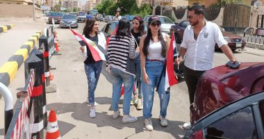 "جميلات زايد" يحفزن المواطنين على التصويت في انتخابات الشيوخ.. صور