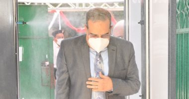 وزير الدولة للإنتاج الحربى يدلى بصوته بانتخابات مجلس الشيوخ بمدينة نصر