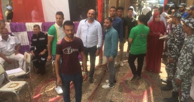 صور.. تزايد أعداد الناخبين خلال الساعات الأولى لبدء انتخابات مجلس الشيوخ