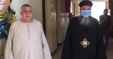صور.. وكيل مطرانية إسنا ورجال الكنيسة يدلون بأصواتهم فى انتخابات الشيوخ