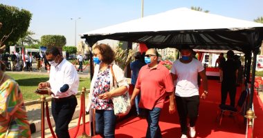 صور.. إقبال كثيف من سكان الرحاب للتصويت فى اليوم الثاني لانتخابات مجلس الشيوخ