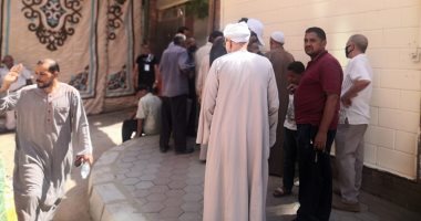 صور.. توافد الناخبين على لجان إمبابة والوراق فى اليوم الثانى لانتخابات الشيوخ