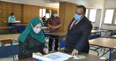 رئيس جامعة حلوان يتابع اختبارات القدرات بكليات التربية الموسيقية والتربية الفنية