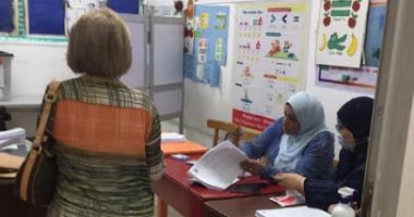 تباعد اجتماعى ودخول ناخب واحد أثناء التصويت لمنع التزاحم فى لجان العجوزة